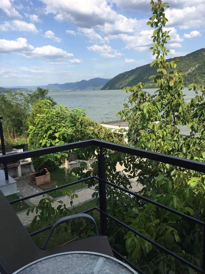 Villa Exclusive à Ieşelniţa Extérieur photo