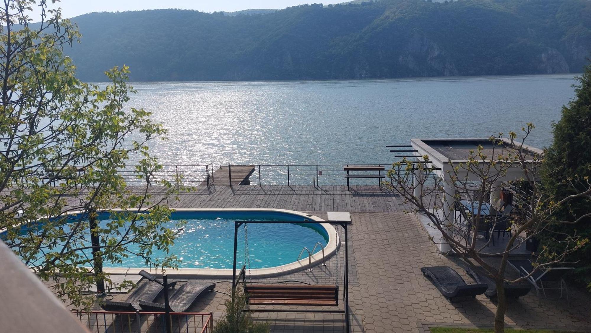 Villa Exclusive à Ieşelniţa Extérieur photo